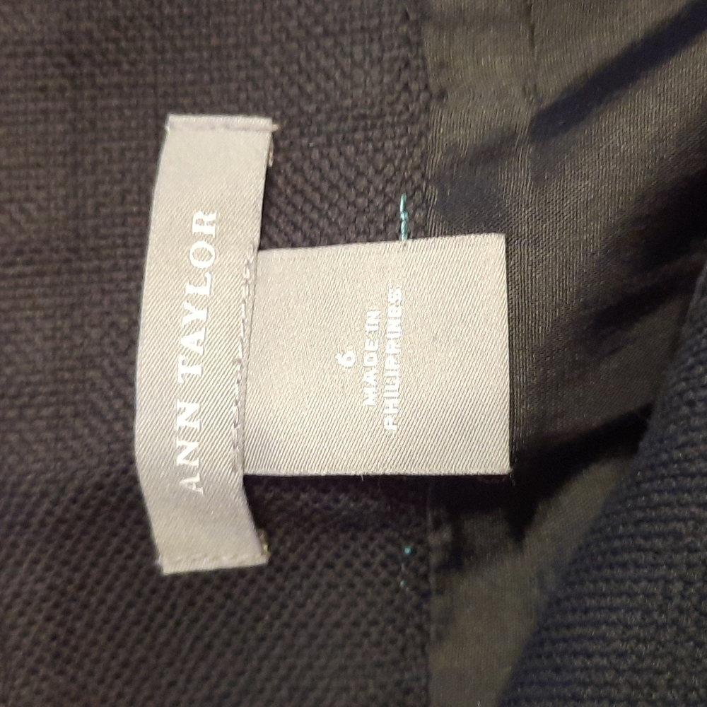 Ann Taylor skirt - Picture 8 of 9
